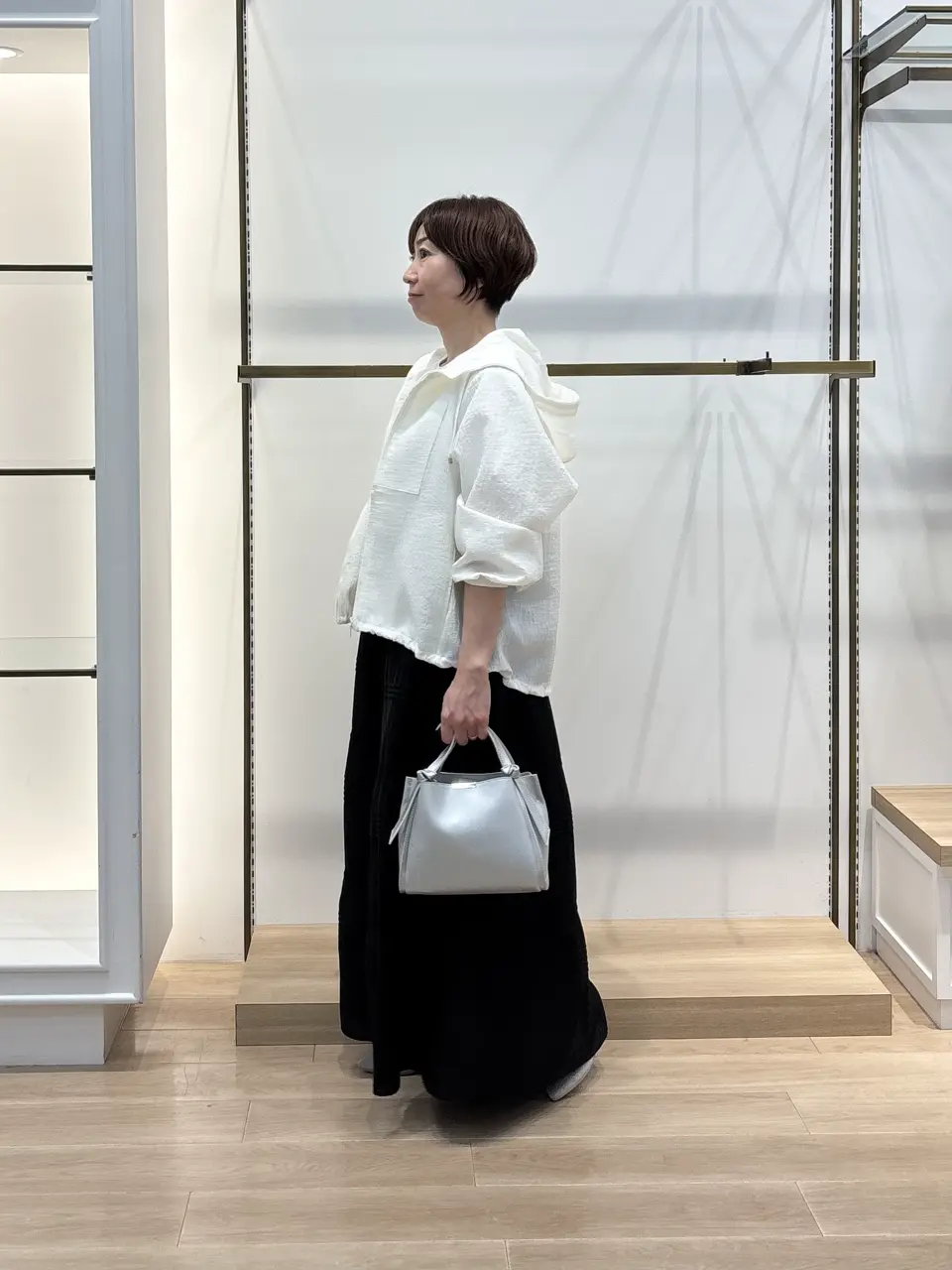 組曲 井上 コーディネート画像