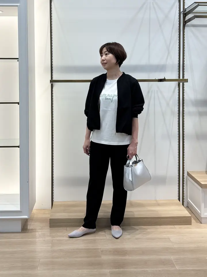 組曲 井上 コーディネート画像