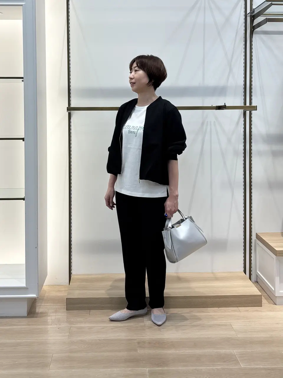 組曲 井上 コーディネート画像