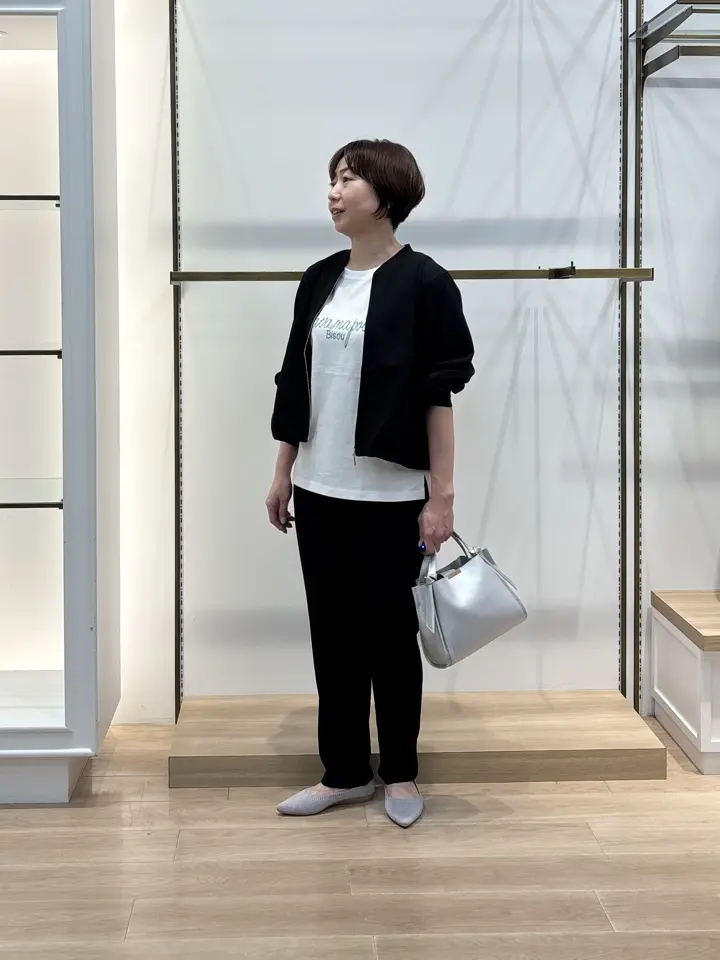 組曲 井上 コーディネート画像