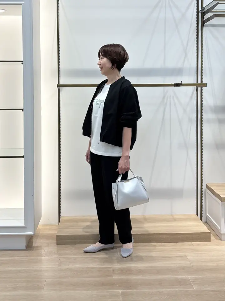 組曲 井上 コーディネート画像