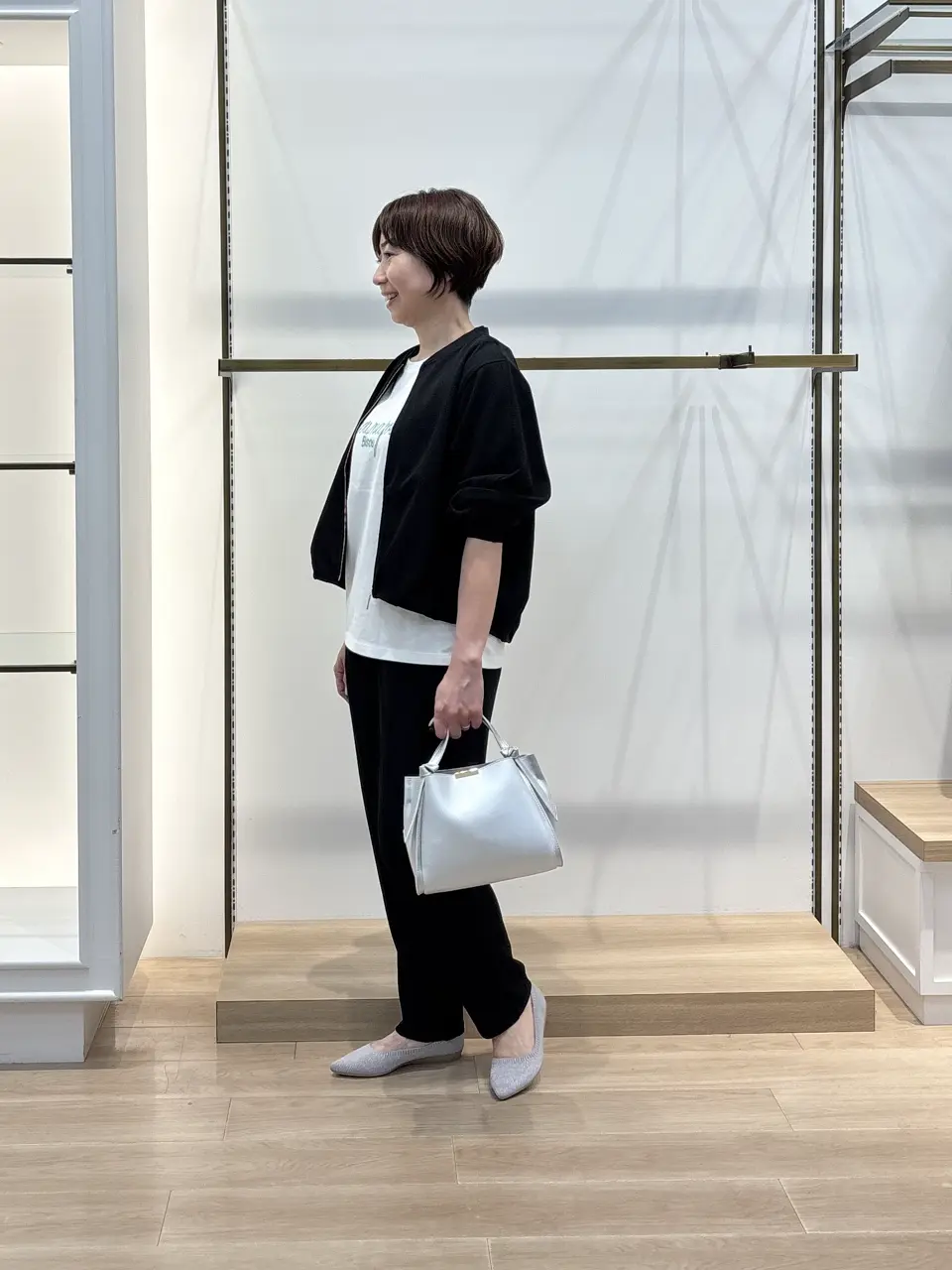 組曲 井上 コーディネート画像