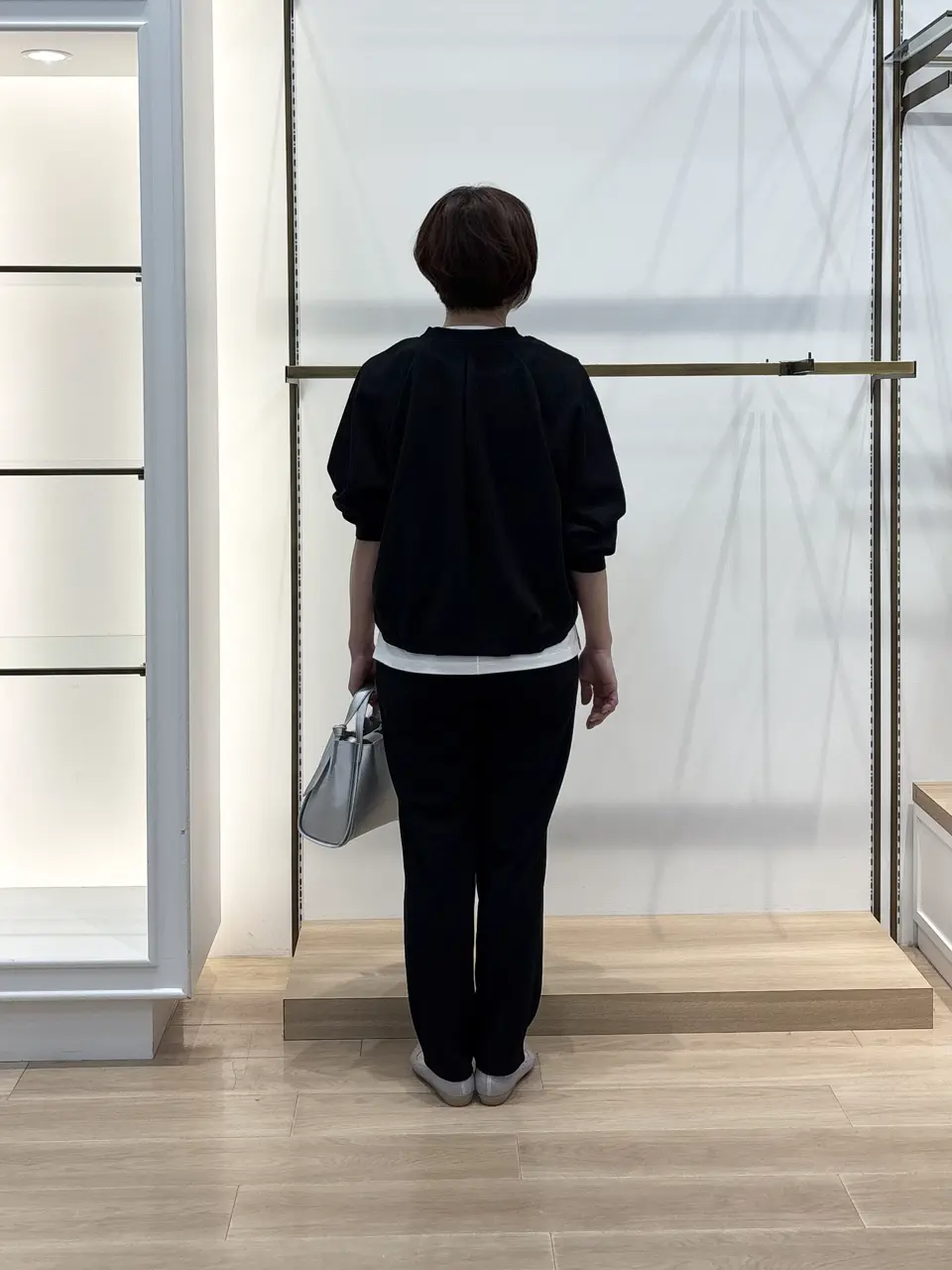 組曲 井上 コーディネート画像