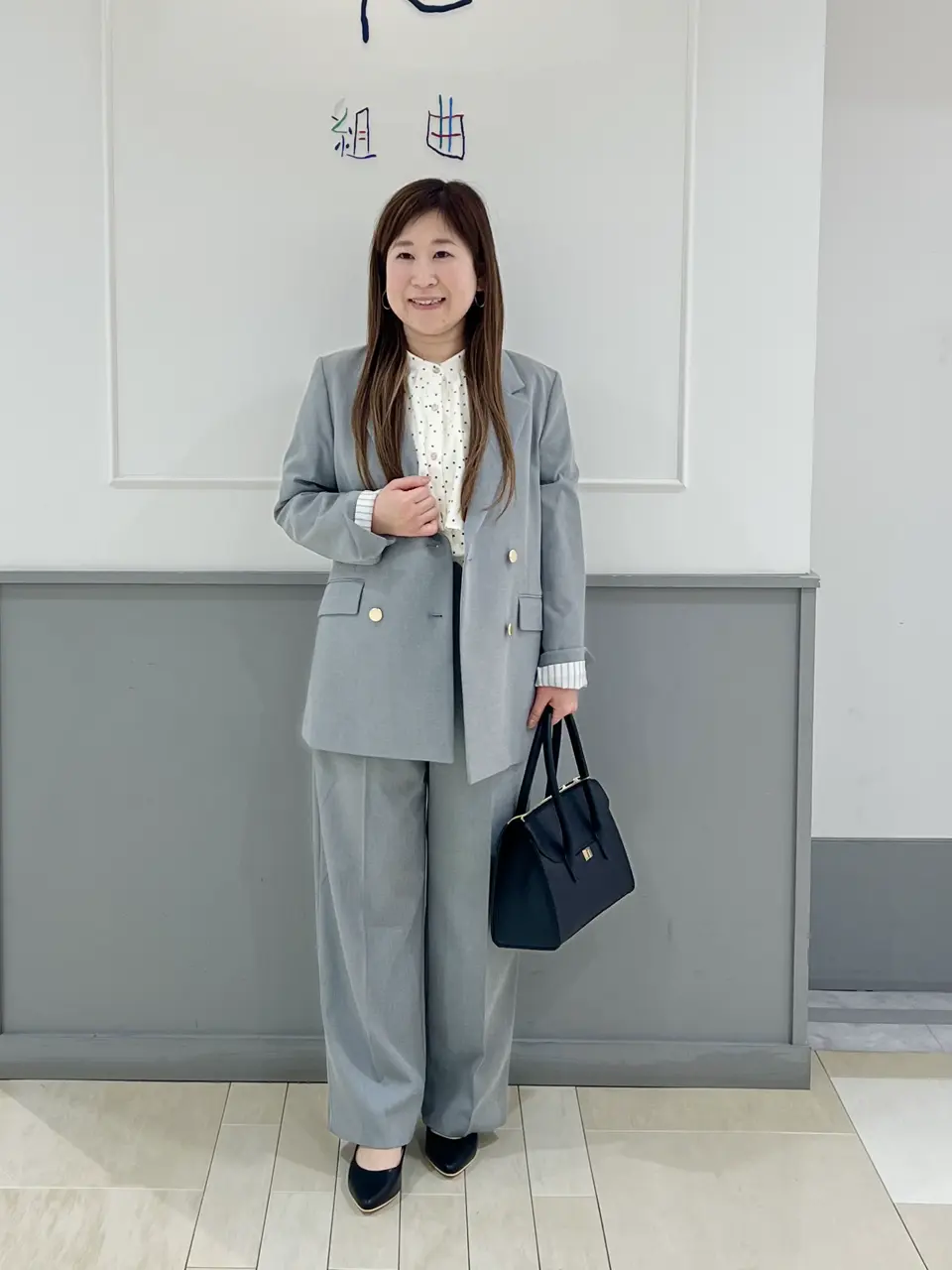 ANY SIS スタッフ コーディネート画像