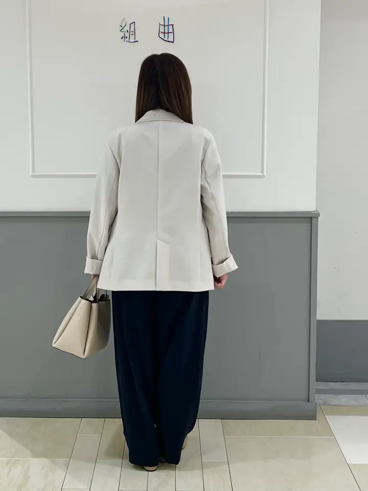 組曲 スタッフ コーディネート画像