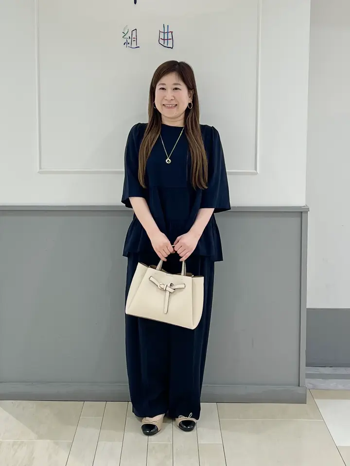 組曲 スタッフ コーディネート画像