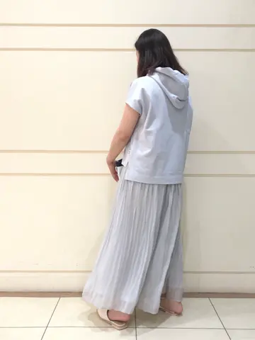 組曲 SAKAI コーディネート画像