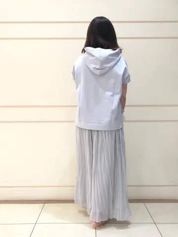 組曲 SAKAI コーディネート画像