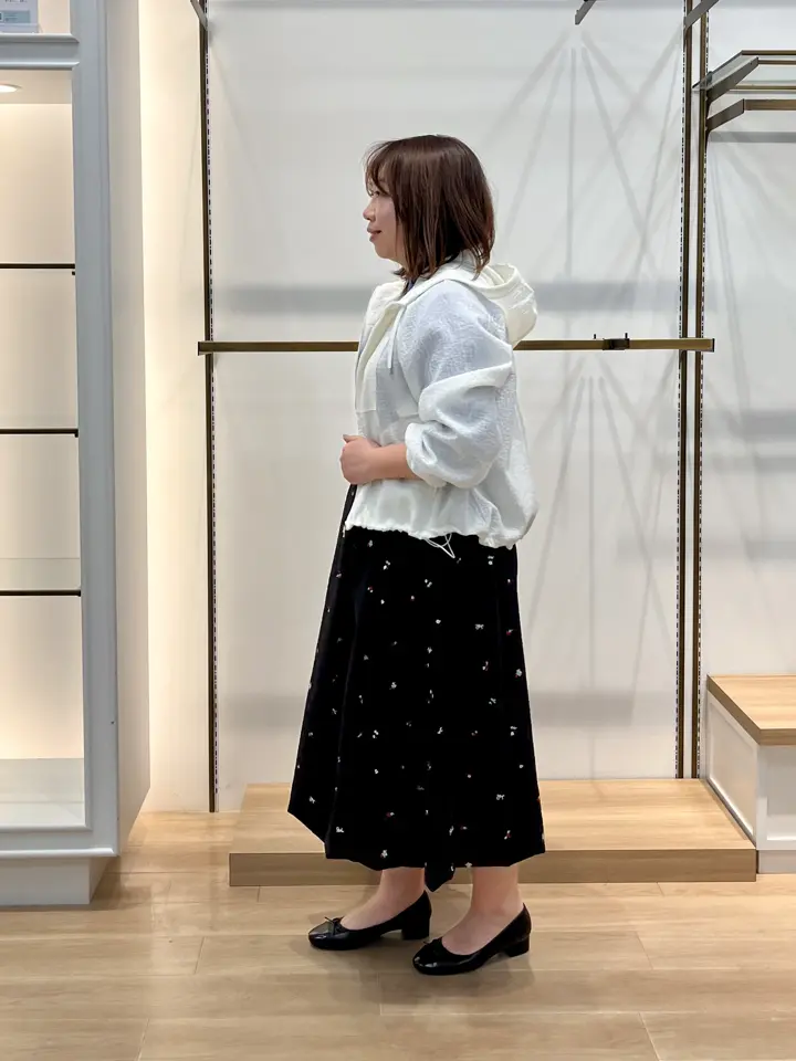 組曲 中山 コーディネート画像