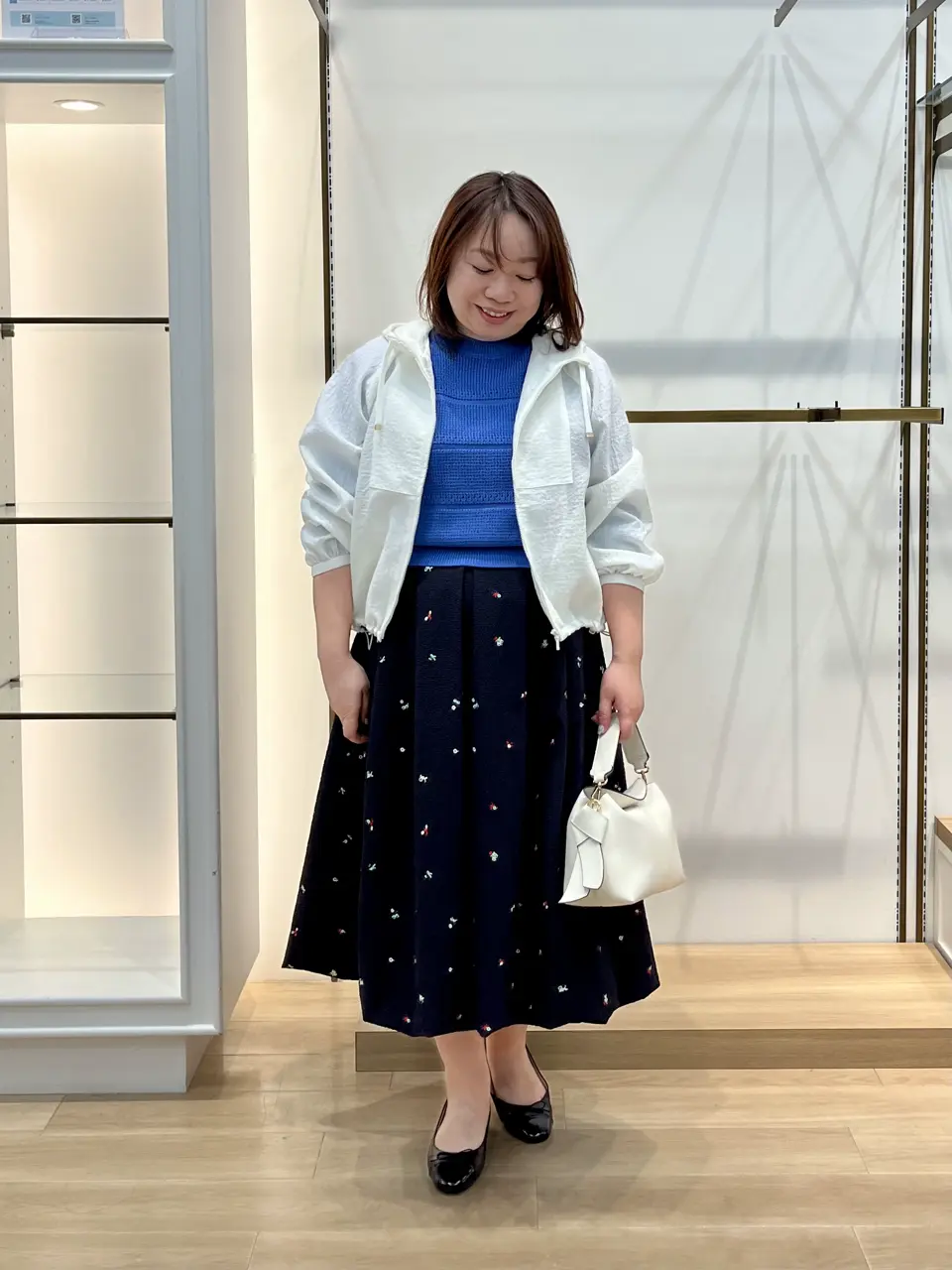 組曲 中山 コーディネート画像