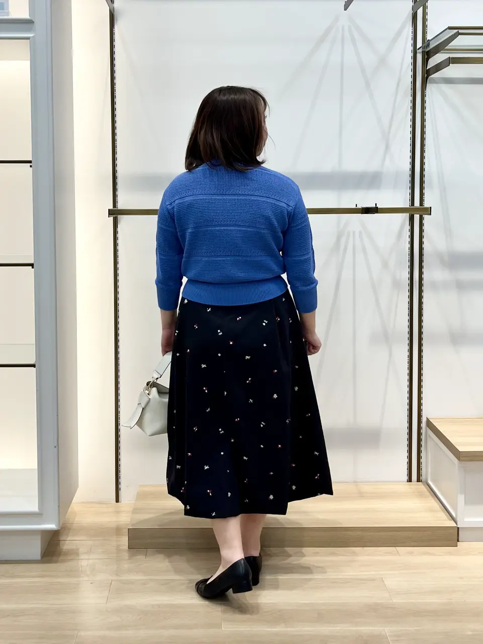 組曲 中山 コーディネート画像