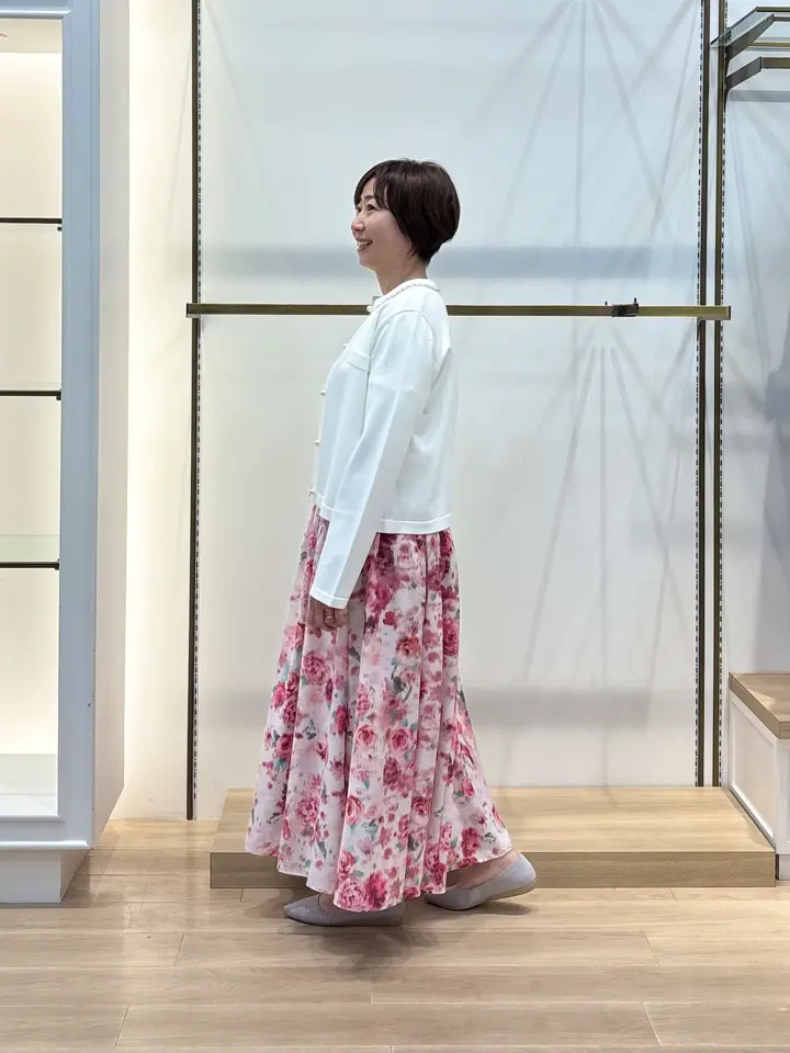 組曲 井上 コーディネート画像