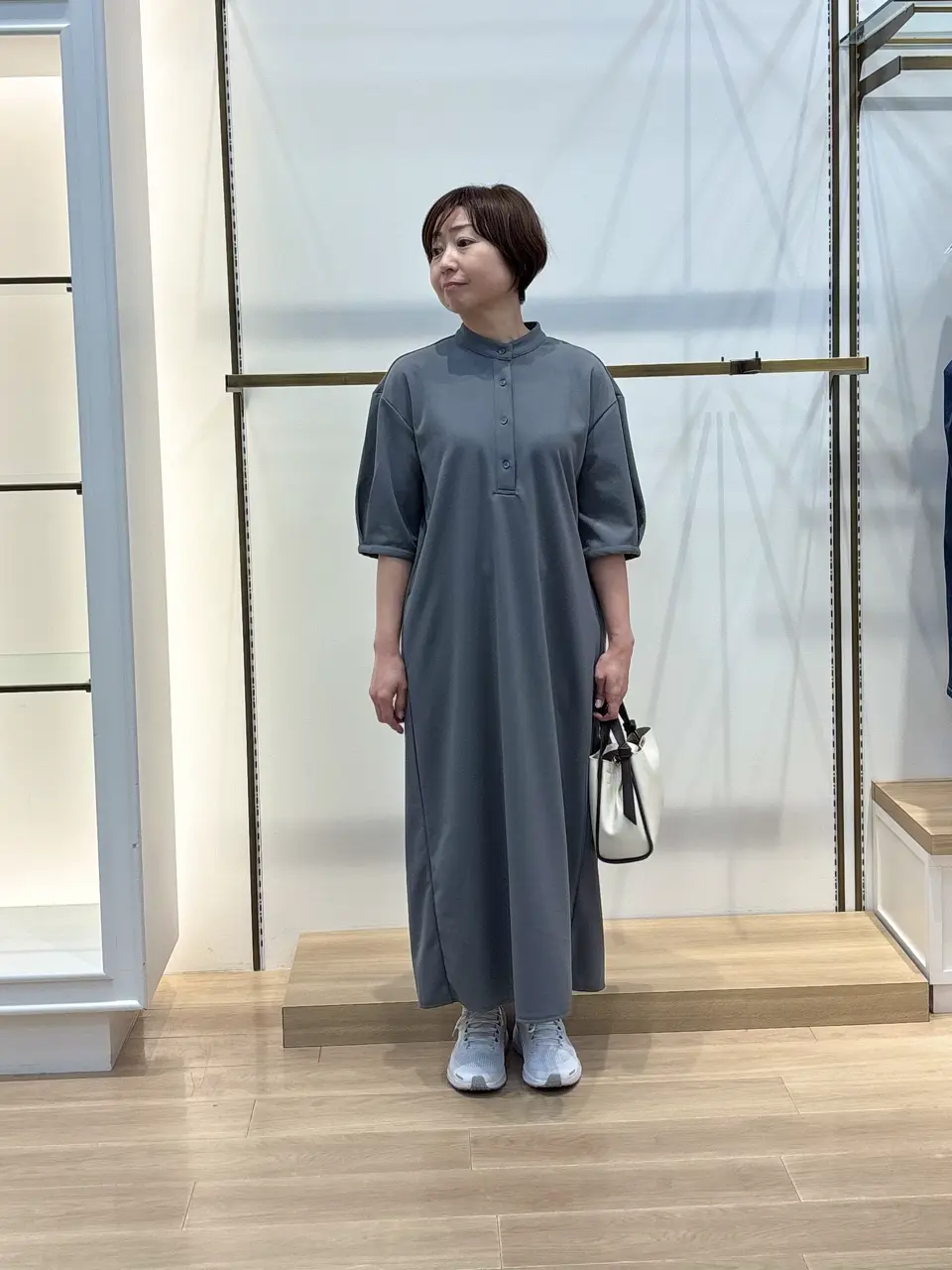 組曲 井上 コーディネート画像