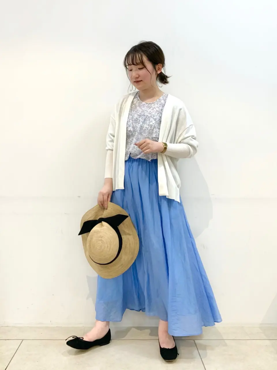 組曲 石井 コーディネート画像