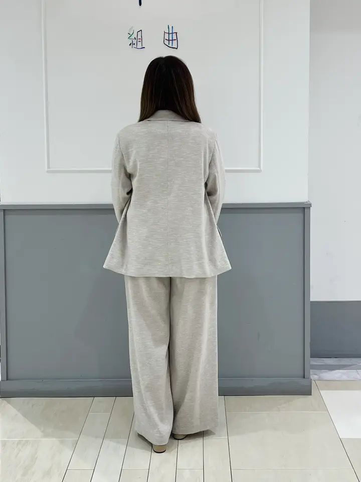 組曲 スタッフ コーディネート画像