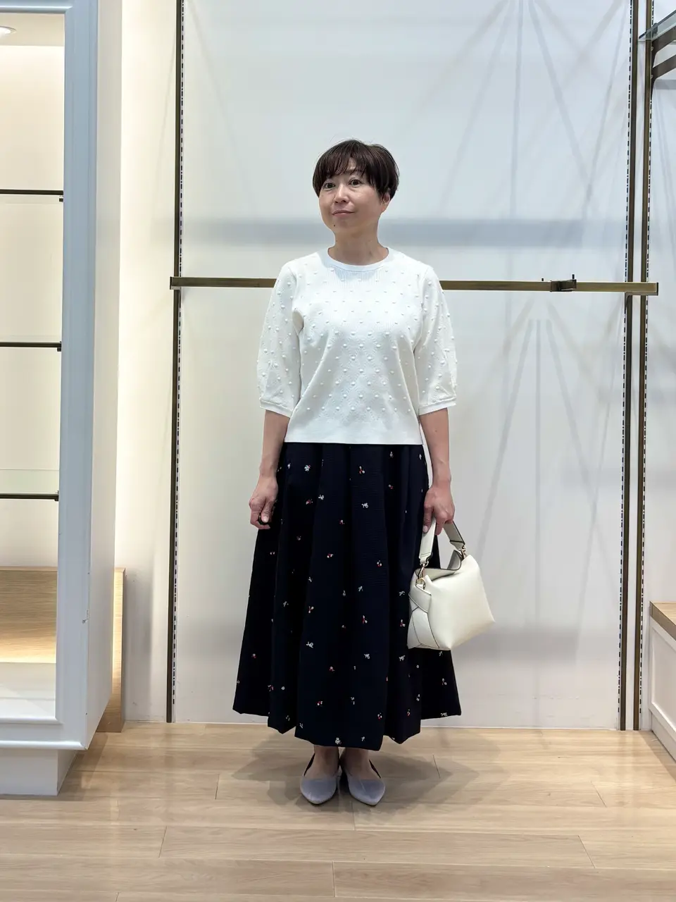 組曲 井上 コーディネート画像