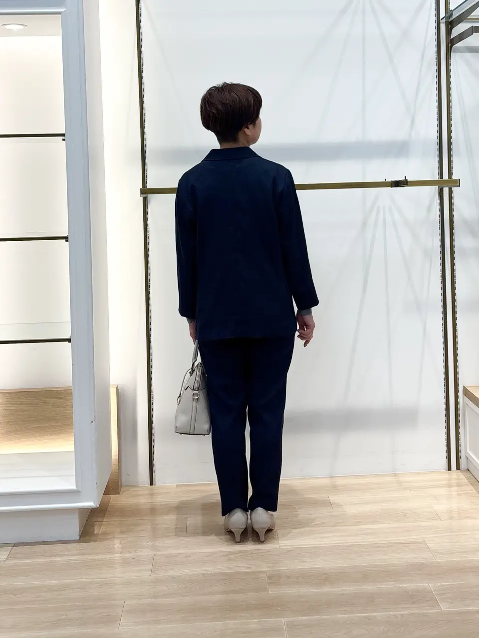 組曲 井上 コーディネート画像