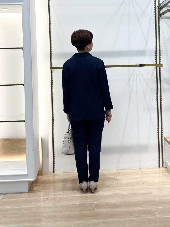 組曲 井上 コーディネート画像