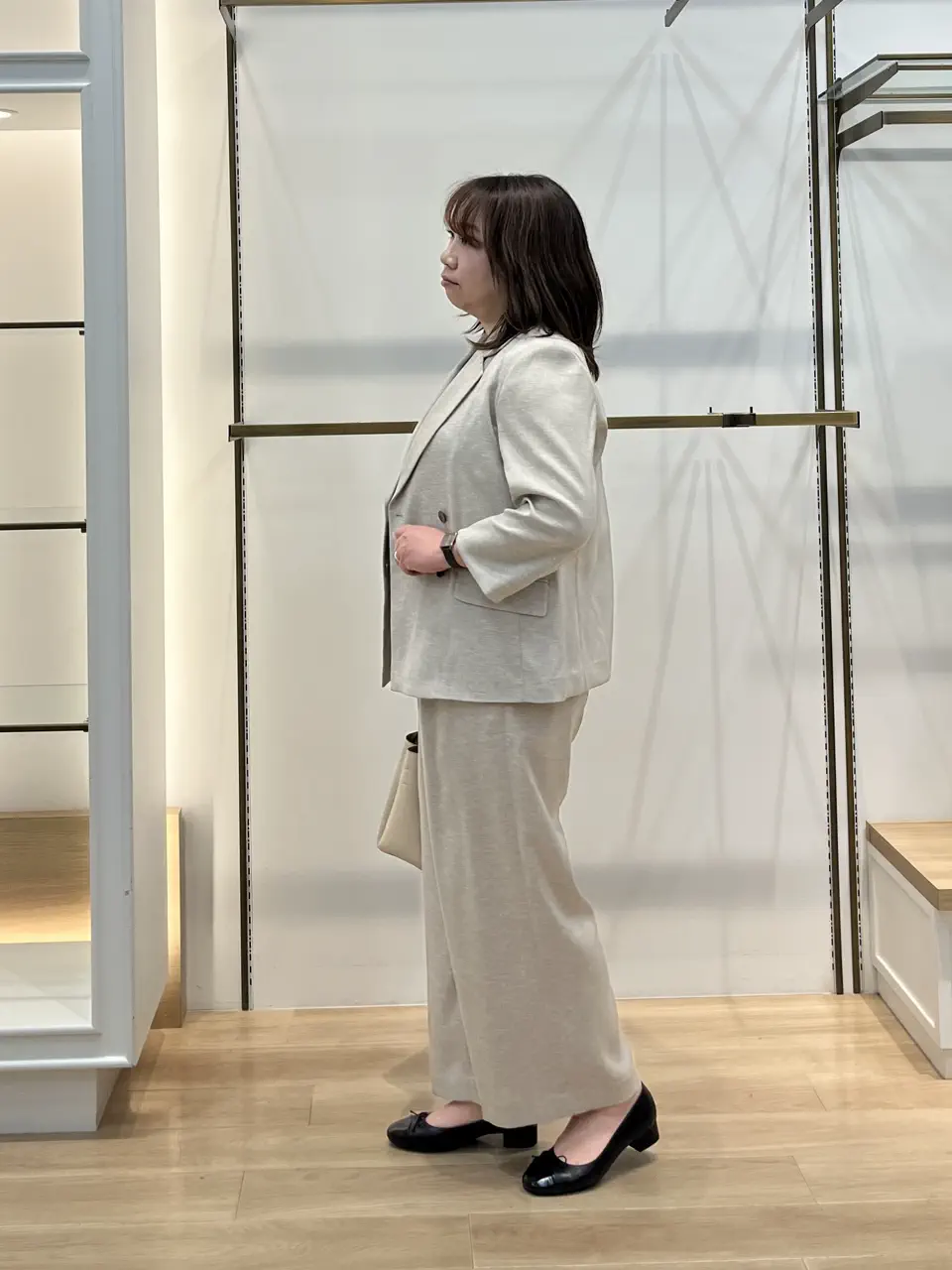 組曲 中山 コーディネート画像