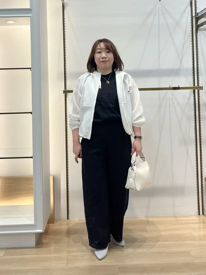 組曲 中山 コーディネート画像