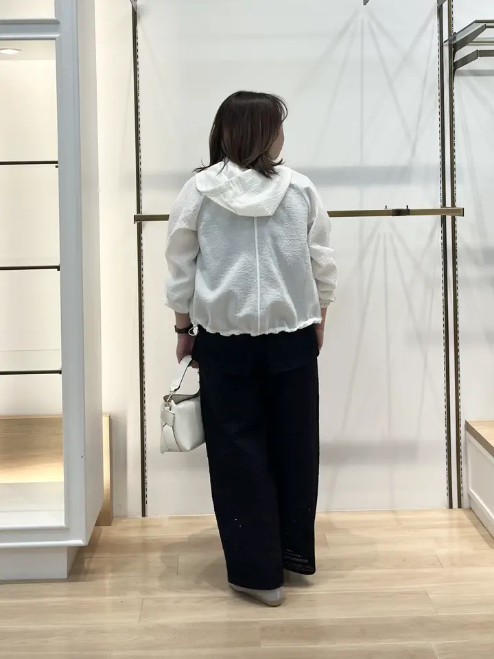 組曲 中山 コーディネート画像