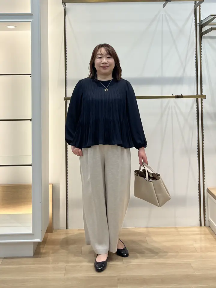 組曲 中山 コーディネート画像