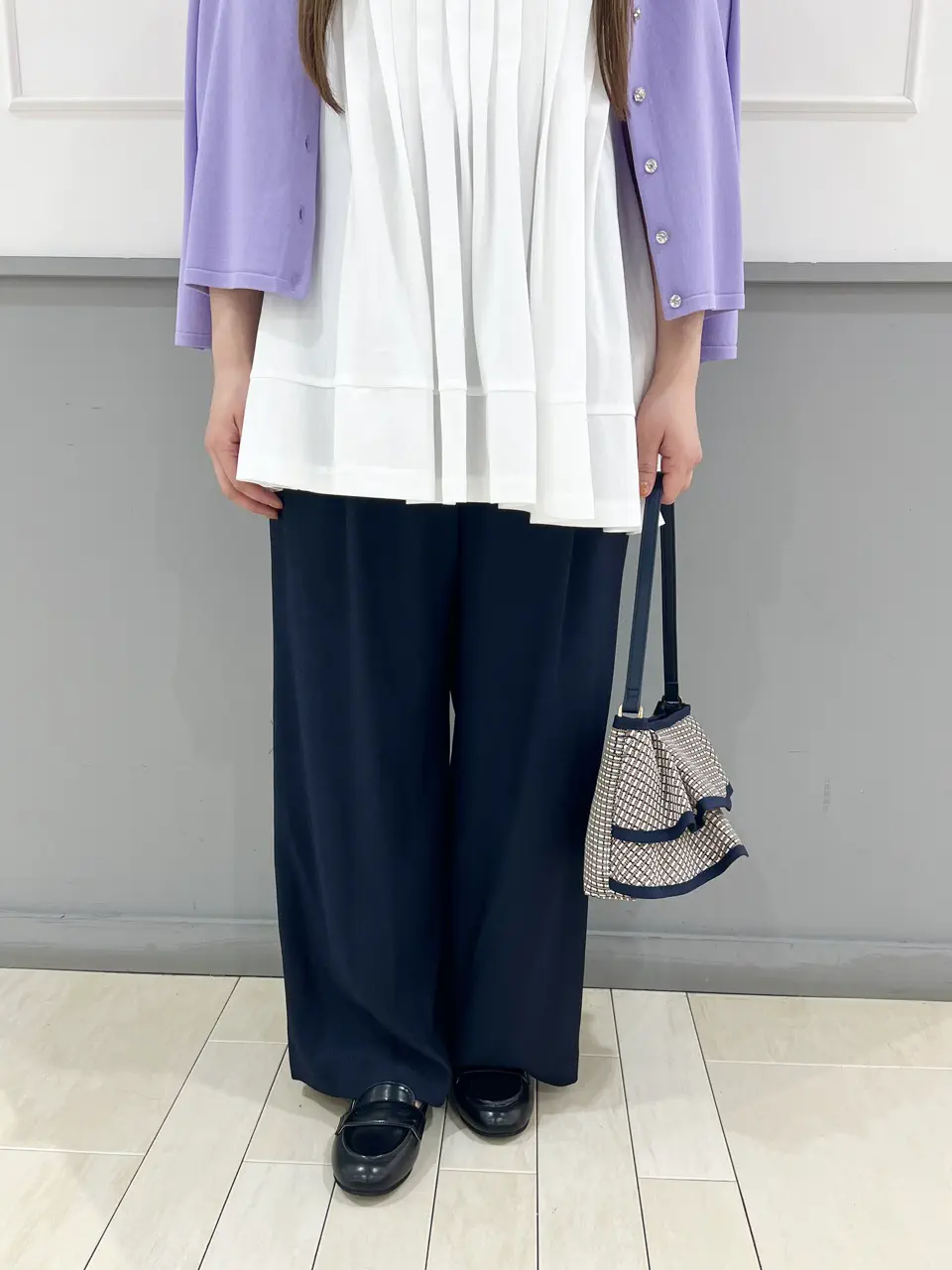 組曲 スタッフ コーディネート画像