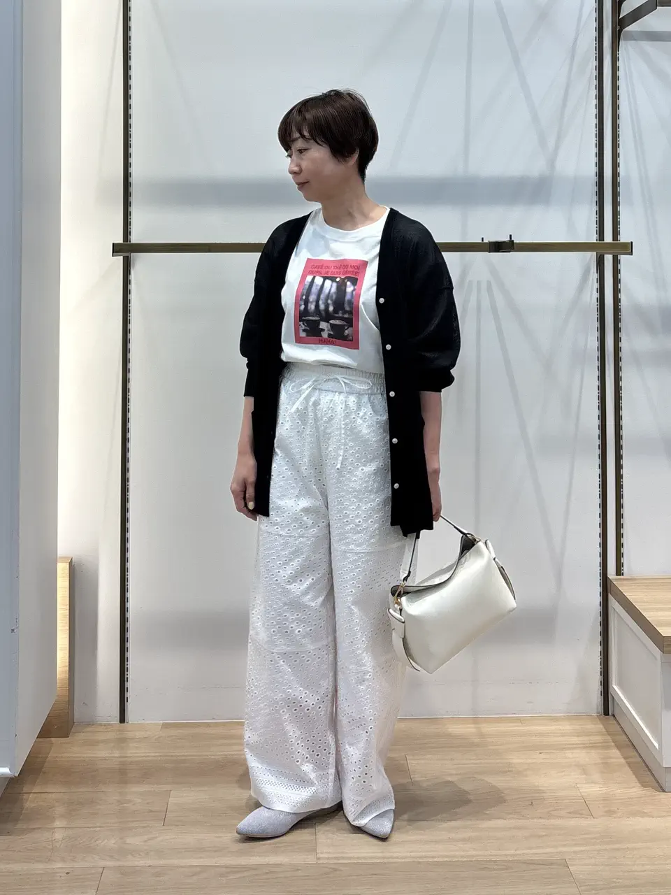 組曲 井上 コーディネート画像