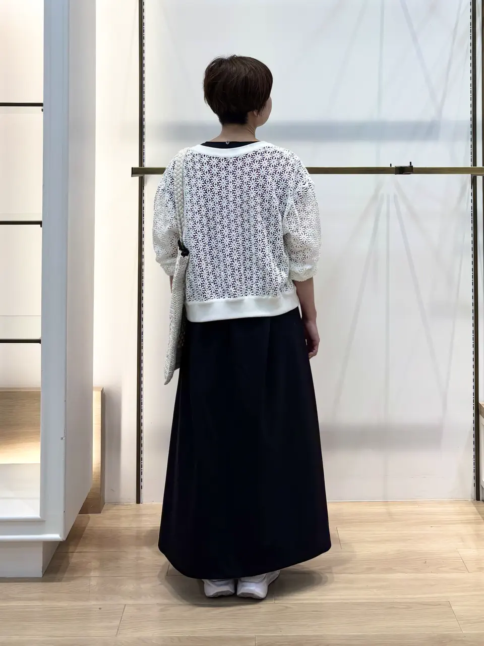 組曲 井上 コーディネート画像