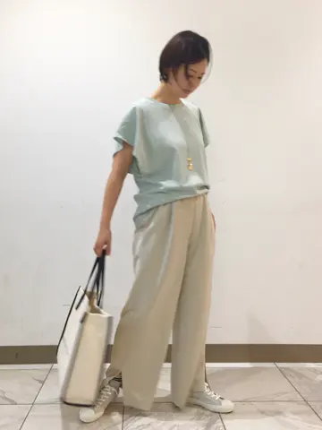 組曲 スタッフ コーディネート画像