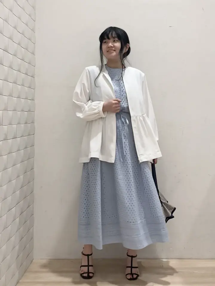 組曲 川根　彩 コーディネート画像