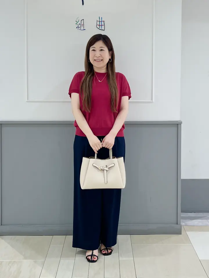 組曲 スタッフ コーディネート画像