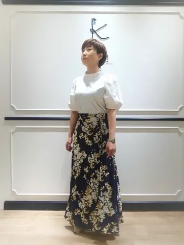 組曲 井上 コーディネート画像