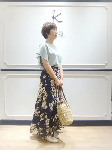 組曲 井上 コーディネート画像