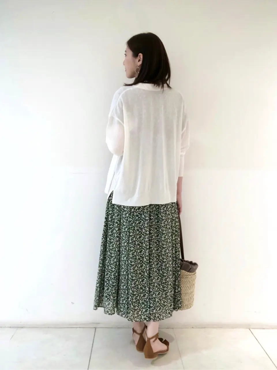 組曲 岩田 コーディネート画像