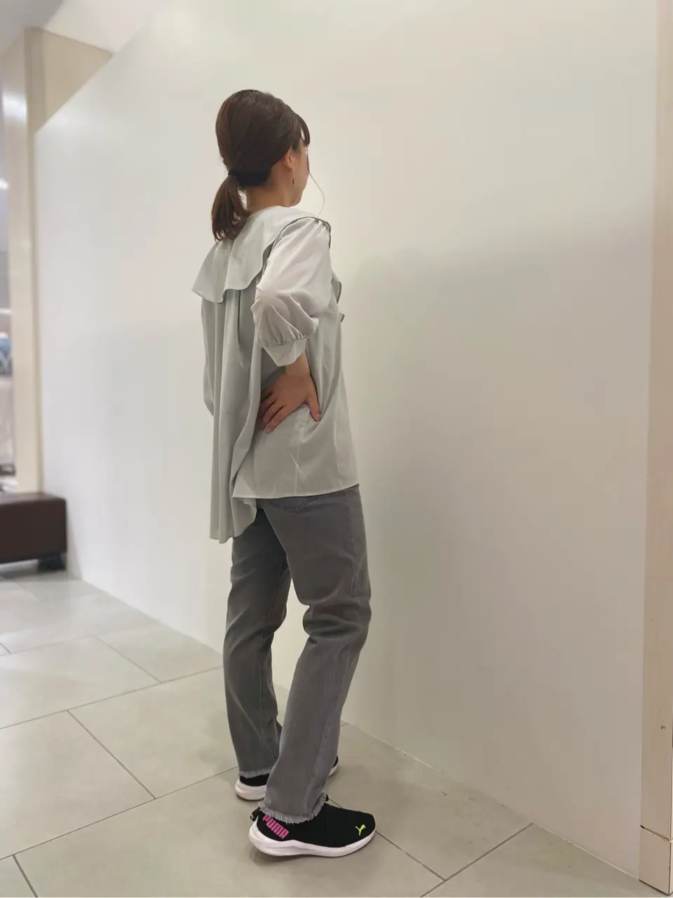 組曲 小林 コーディネート画像