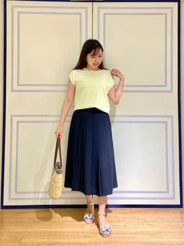 組曲 スタッフ コーディネート画像