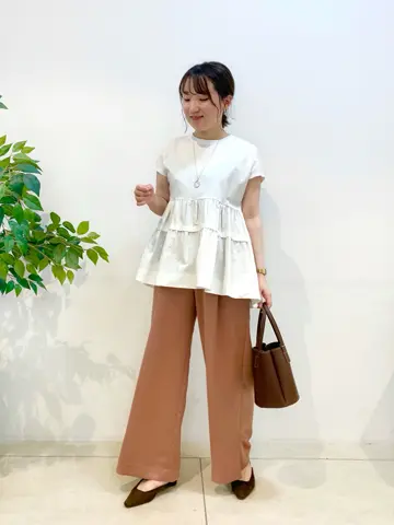 組曲 石井 コーディネート画像