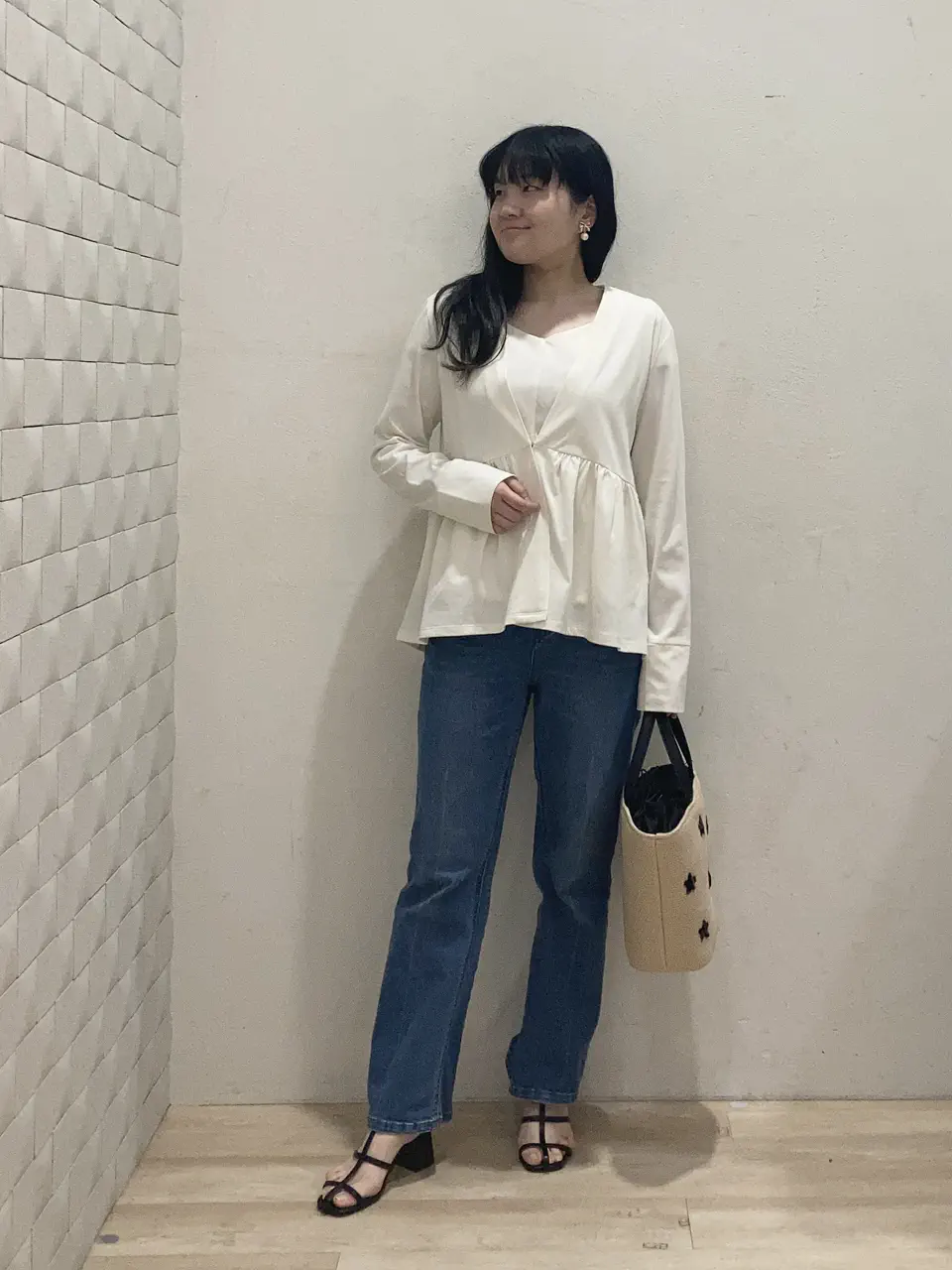 組曲 川根　彩 コーディネート画像