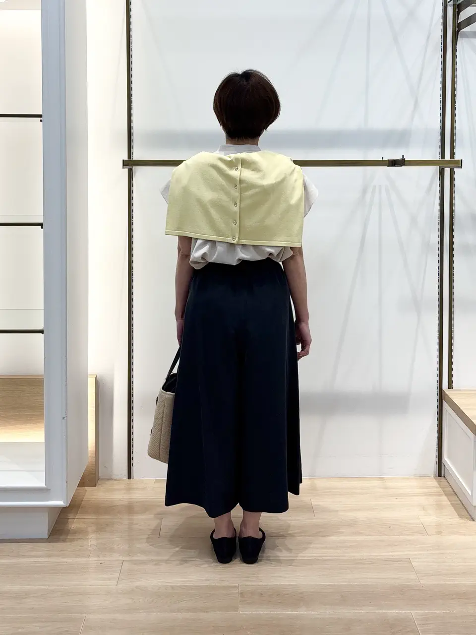 組曲 井上 コーディネート画像