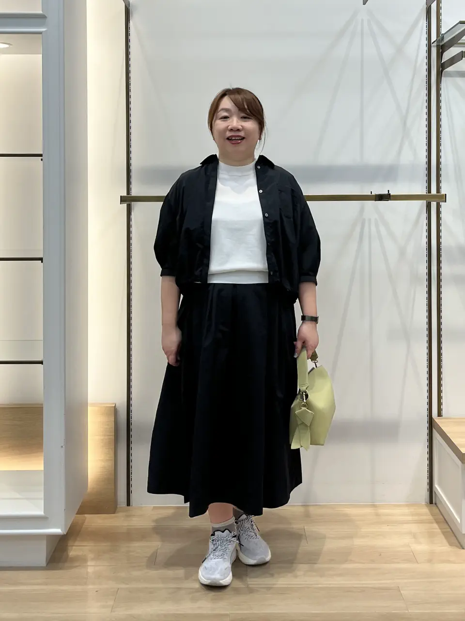 組曲 中山 コーディネート画像