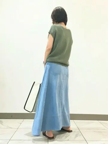 組曲 豊島 コーディネート画像