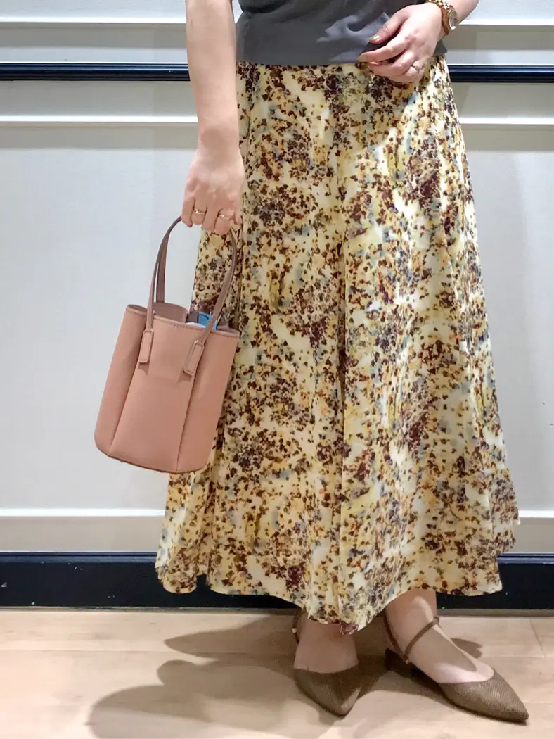 組曲 中山 コーディネート画像