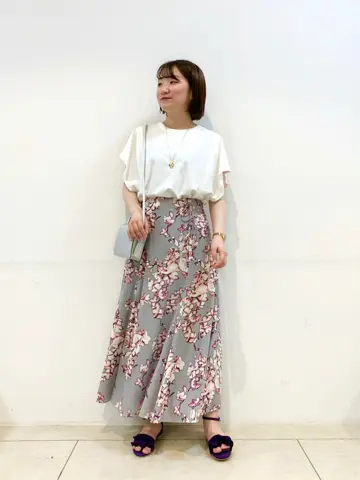 組曲 石井 コーディネート画像