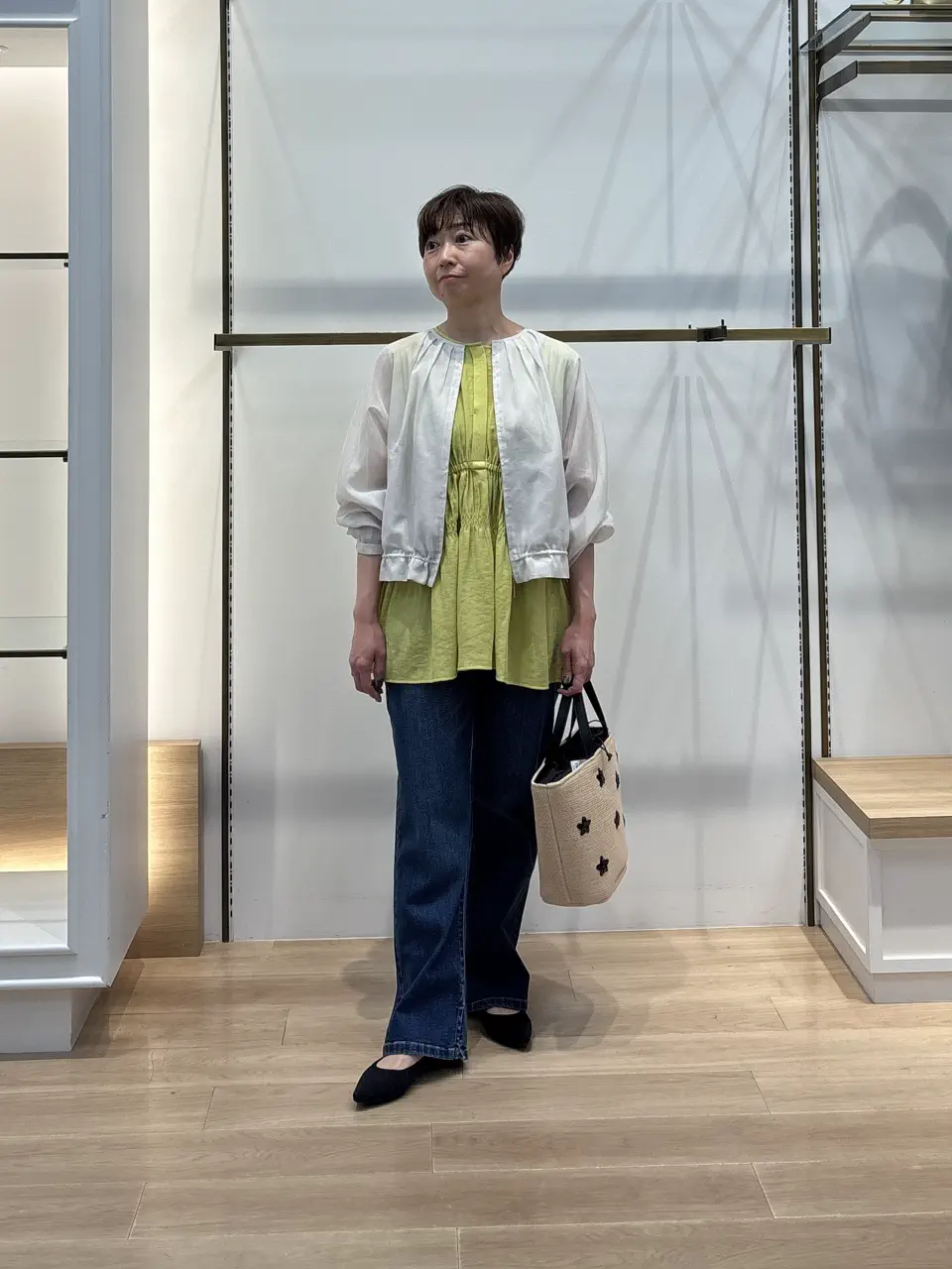 組曲 井上 コーディネート画像