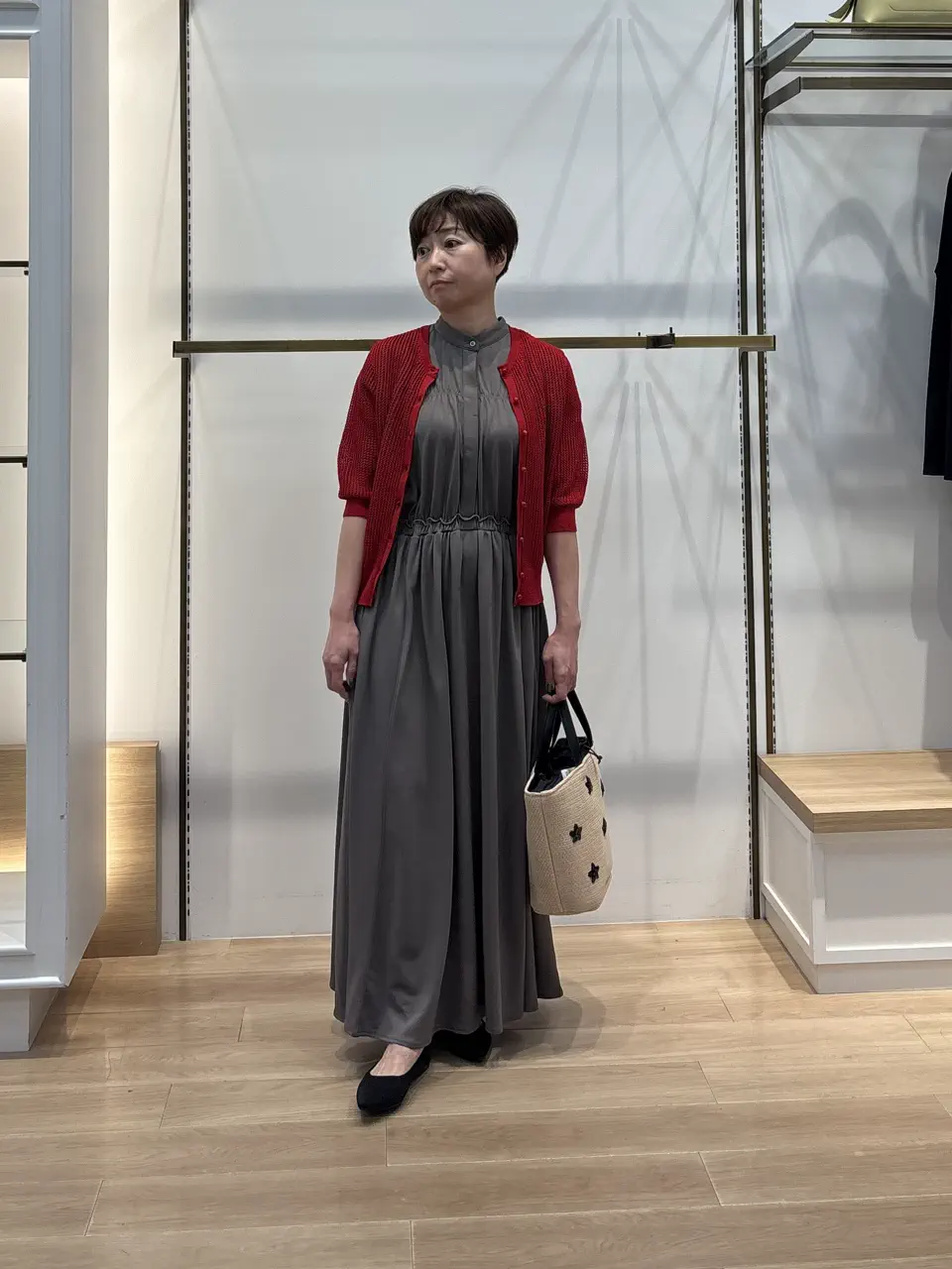 組曲 井上 コーディネート画像