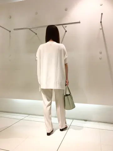 組曲 スタッフ コーディネート画像