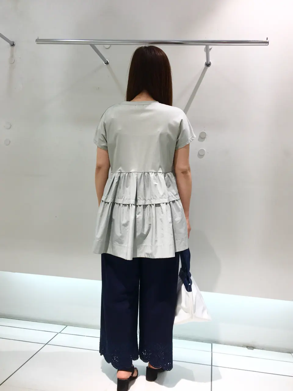 組曲 スタッフ コーディネート画像