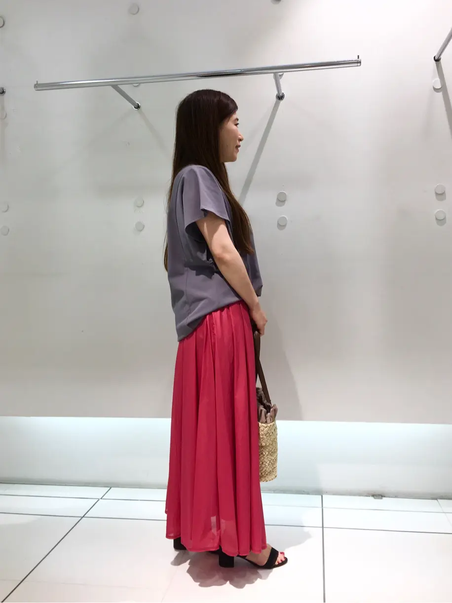 組曲 スタッフ コーディネート画像