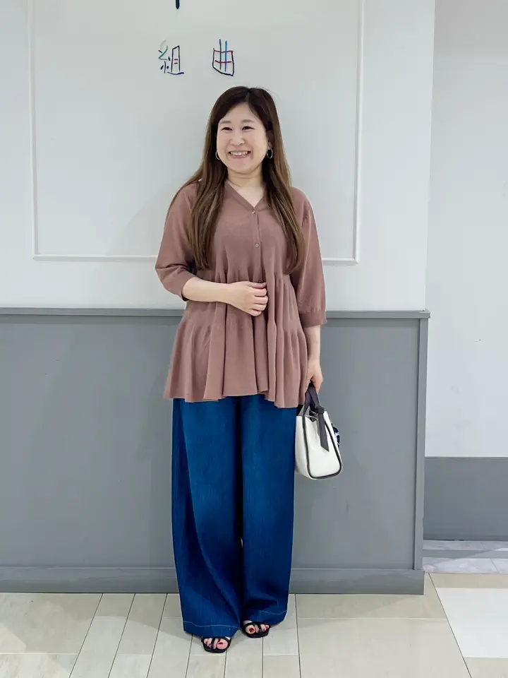 組曲 スタッフ コーディネート画像